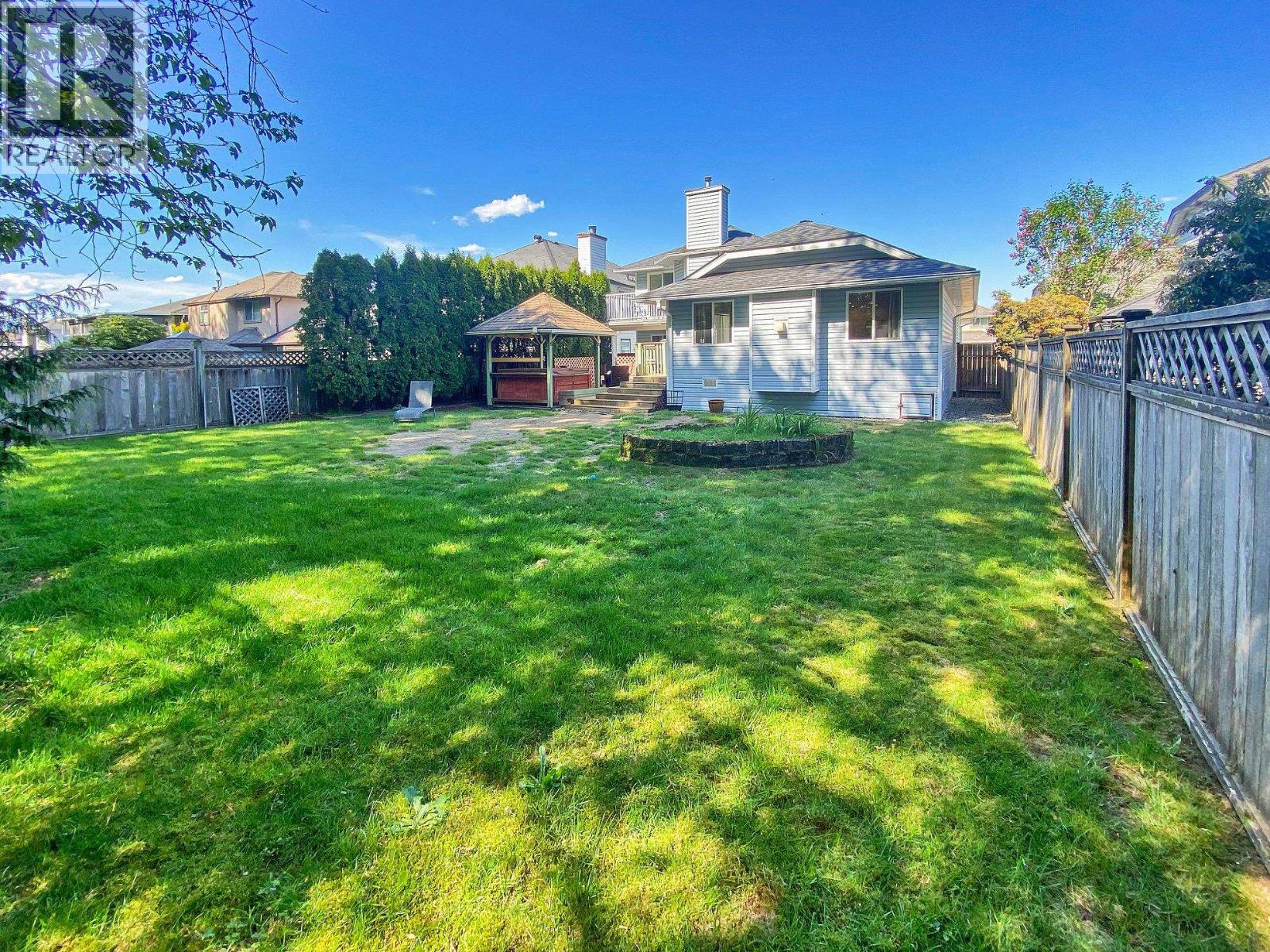 19607 SOMERSET DRIVE, Pitt Meadows