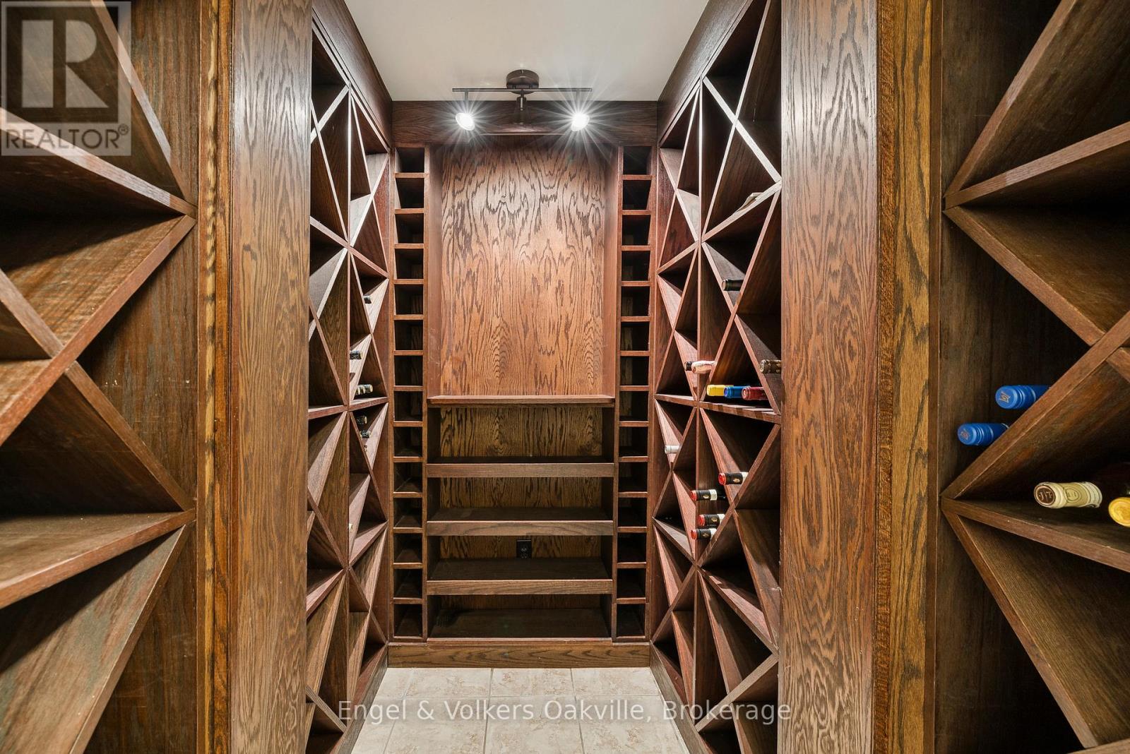 1375 FALGARWOOD DRIVE - 38