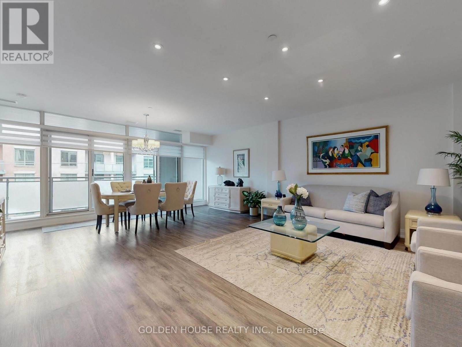 #403 200 WOODBINE AVENUE - 11