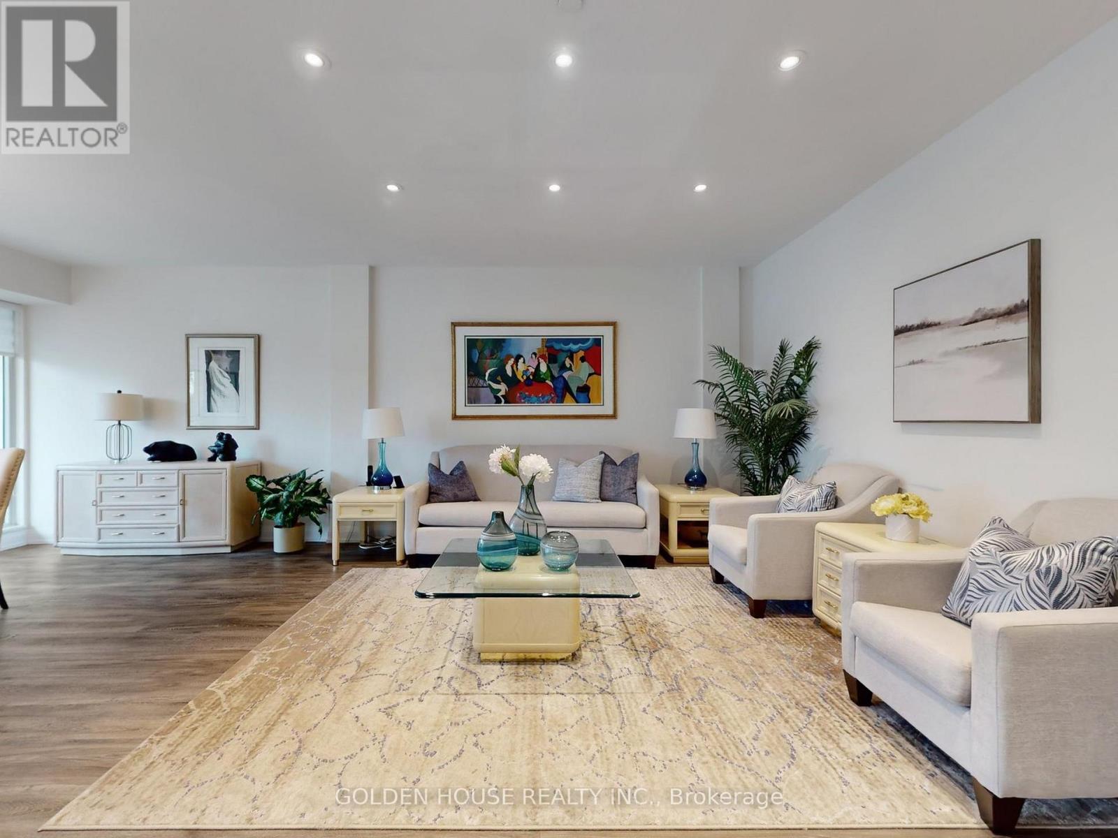 #403 200 WOODBINE AVENUE - 12