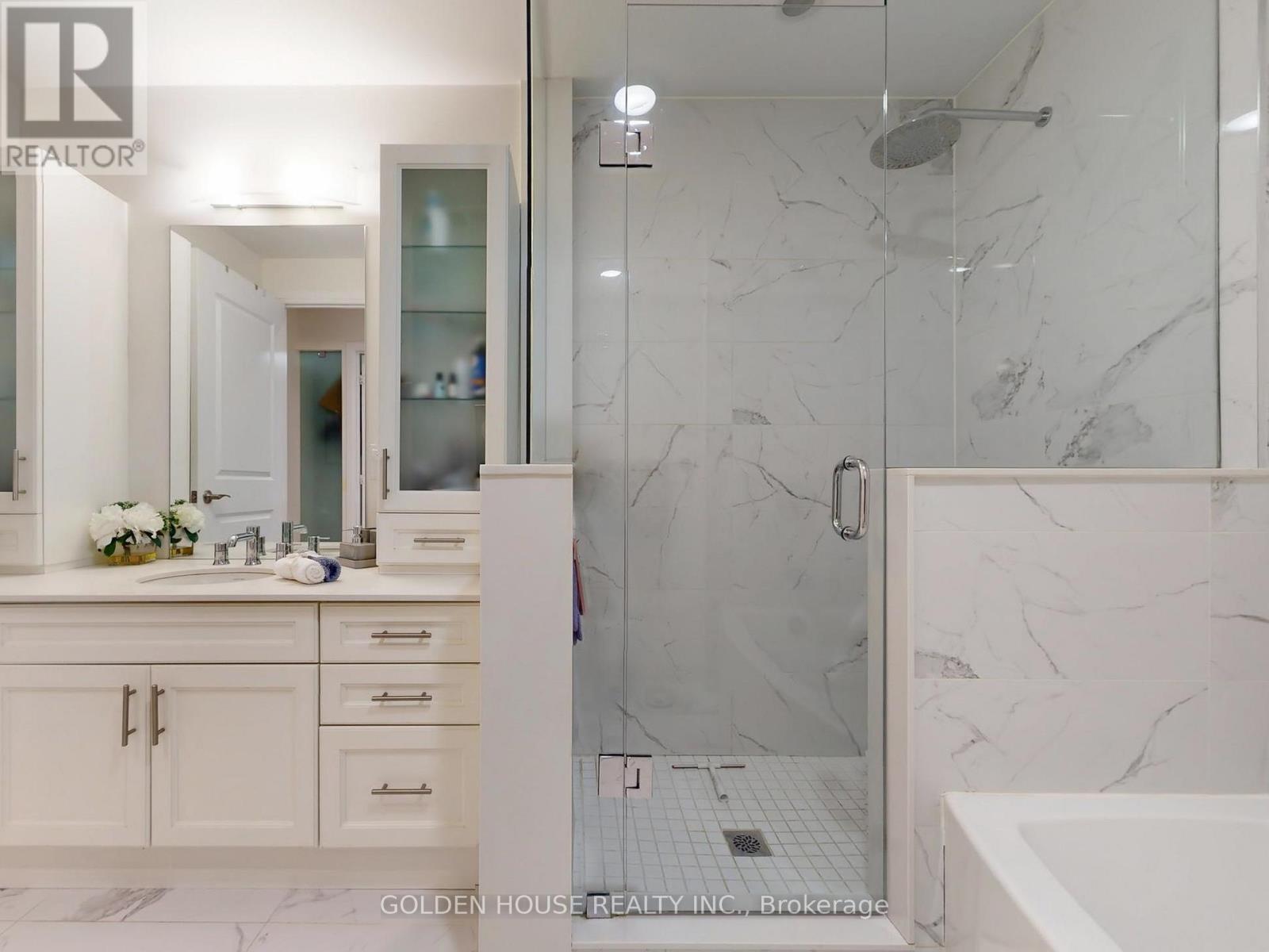 #403 200 WOODBINE AVENUE - 28