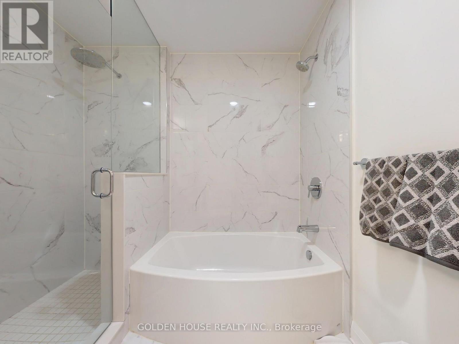 #403 200 WOODBINE AVENUE - 29