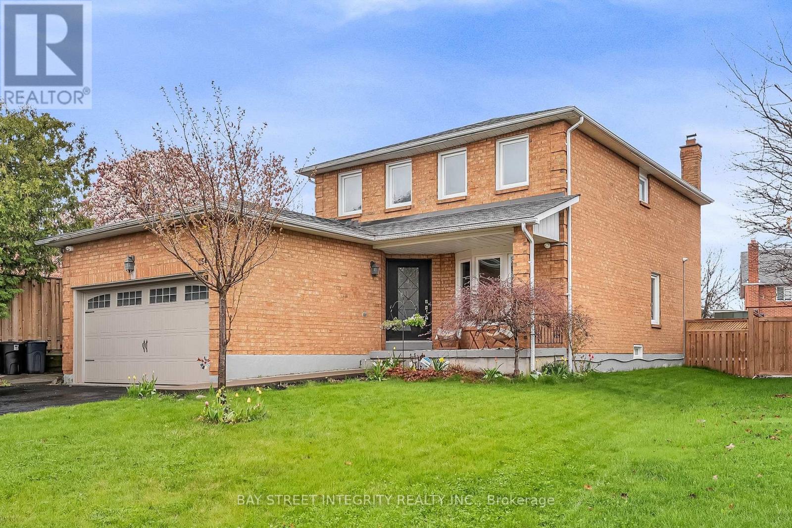 354 WATERSIDE CRESCENT - 2