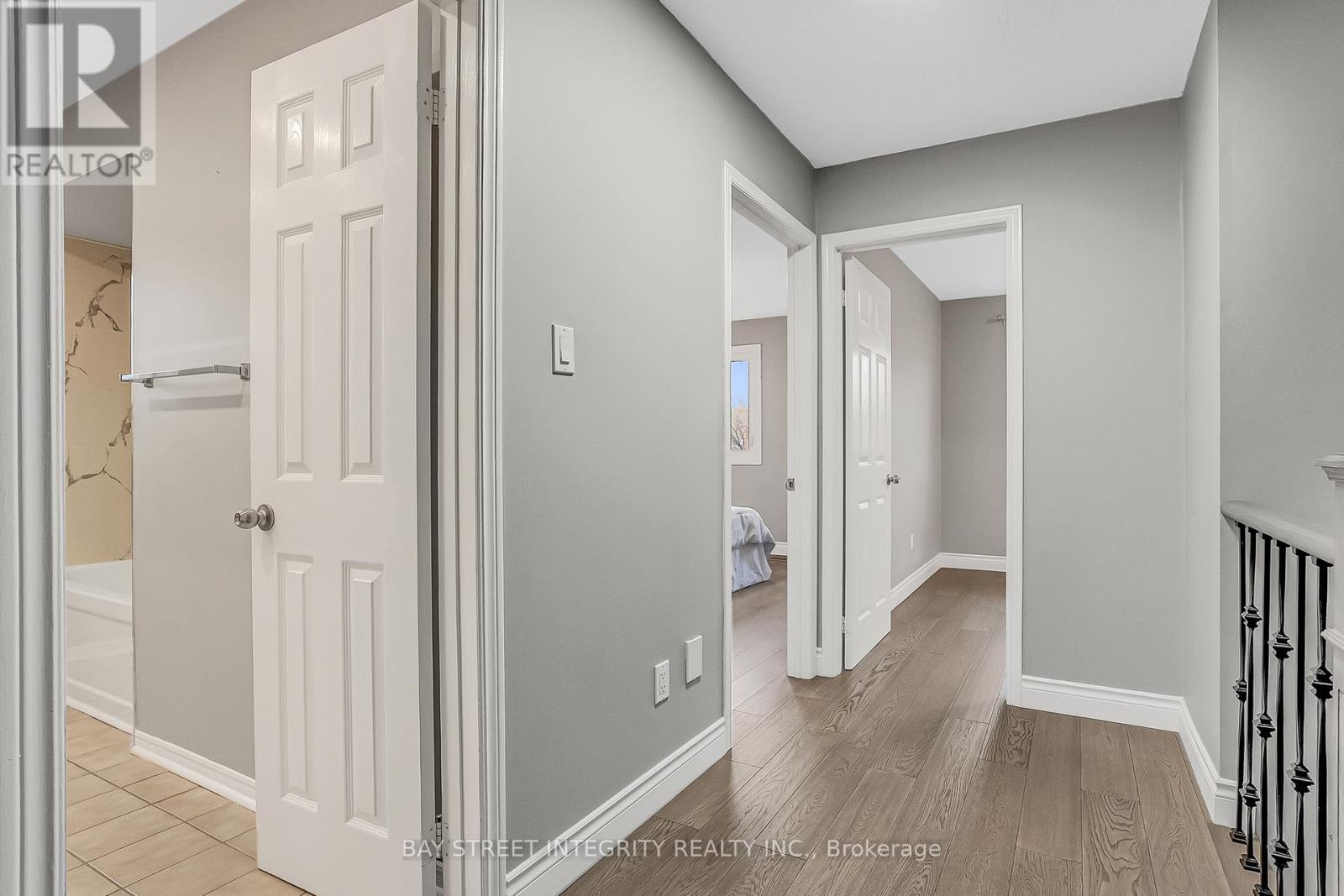 354 WATERSIDE CRESCENT - 23