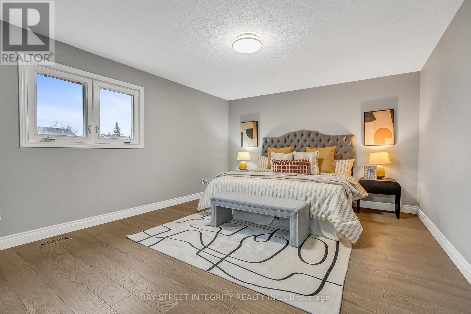 354 WATERSIDE CRESCENT - 27