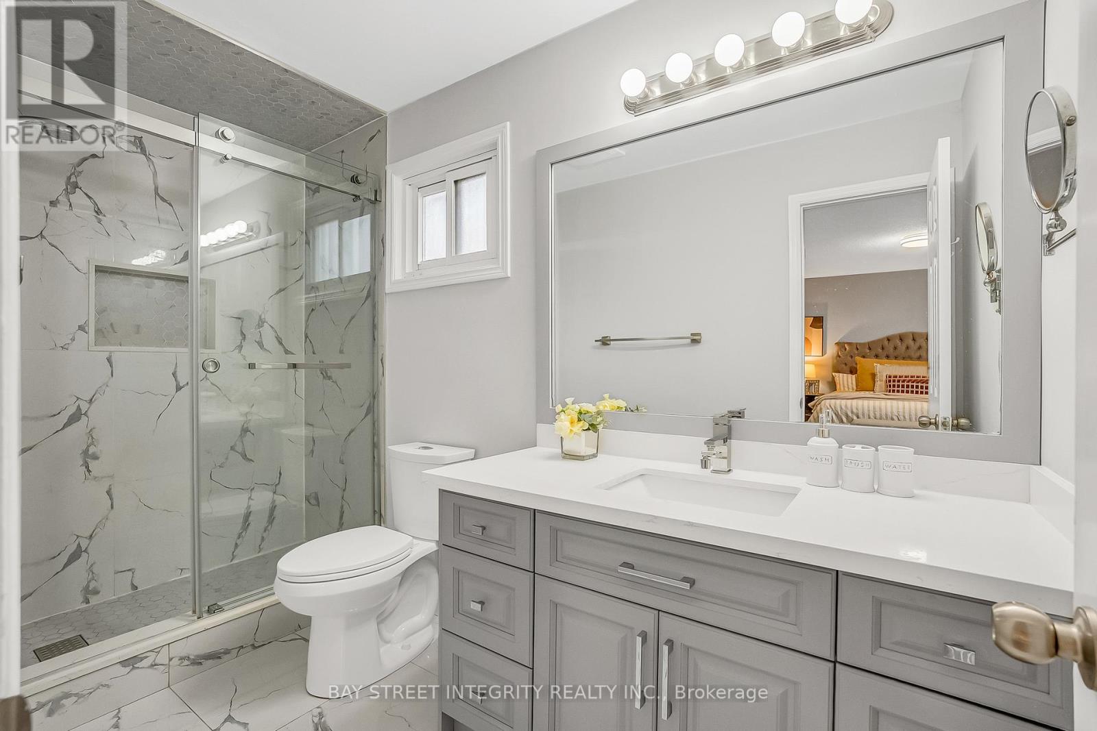 354 WATERSIDE CRESCENT - 29