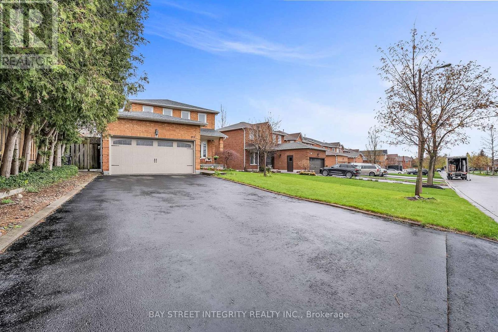 354 WATERSIDE CRESCENT - 3