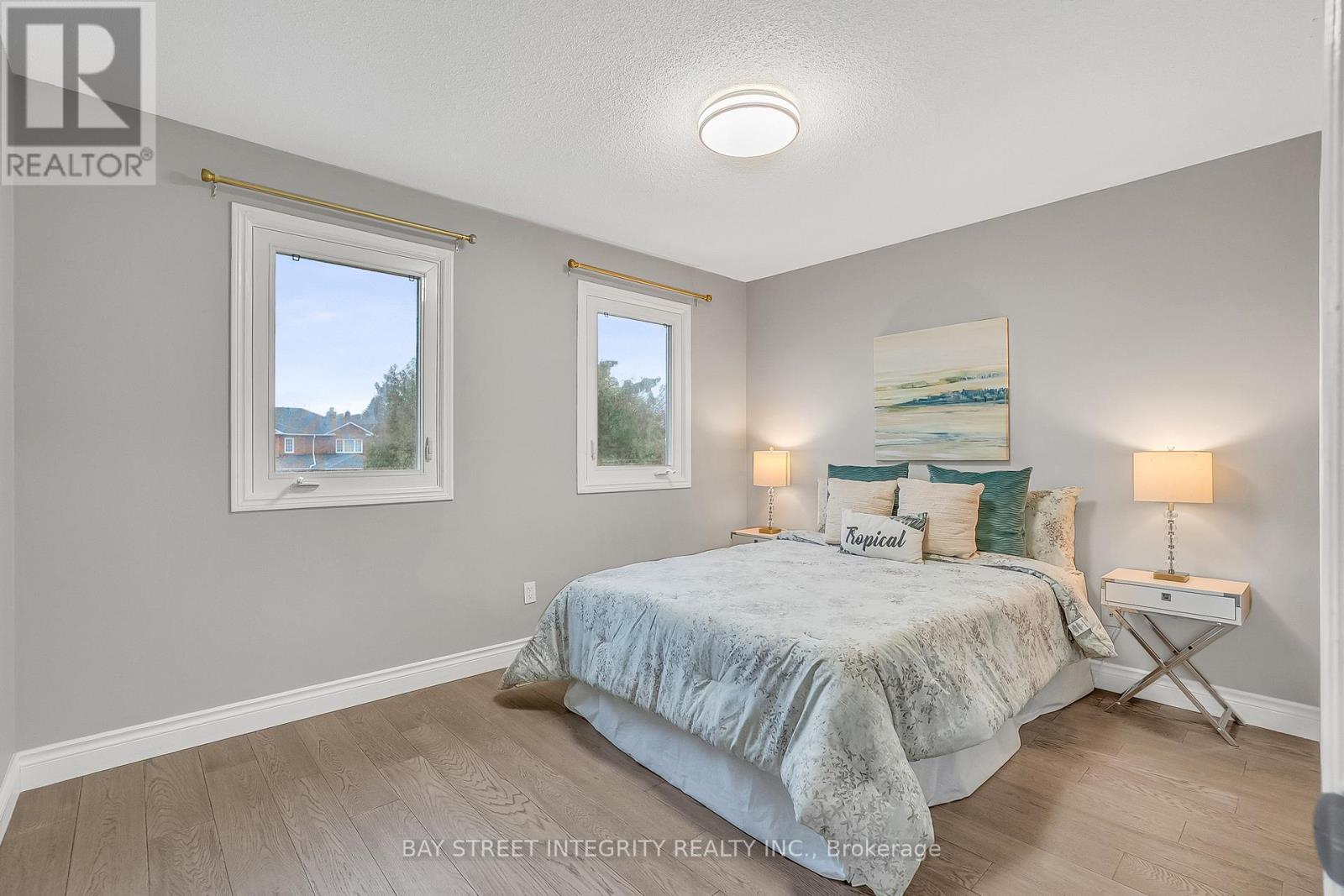354 WATERSIDE CRESCENT - 31