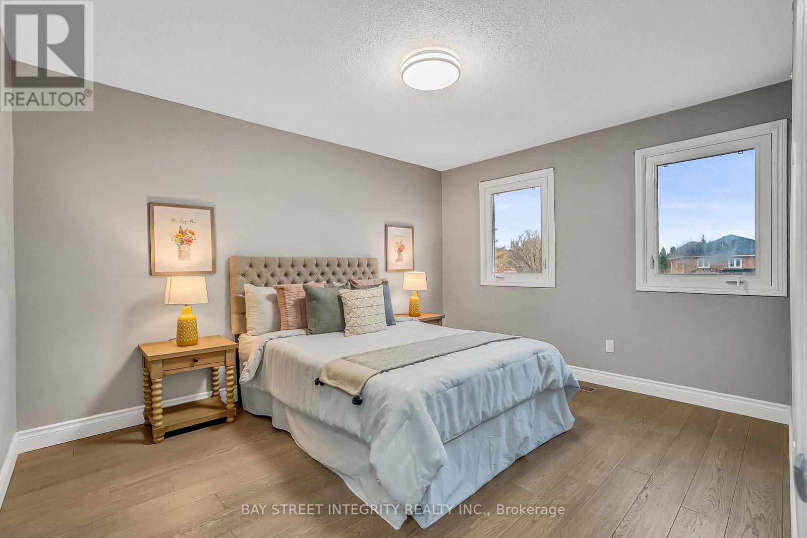 354 WATERSIDE CRESCENT - 32