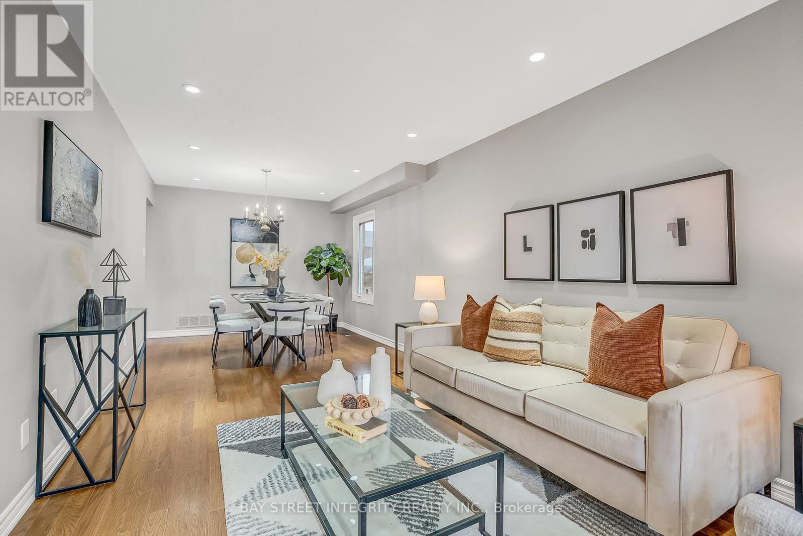 354 WATERSIDE CRESCENT - 6