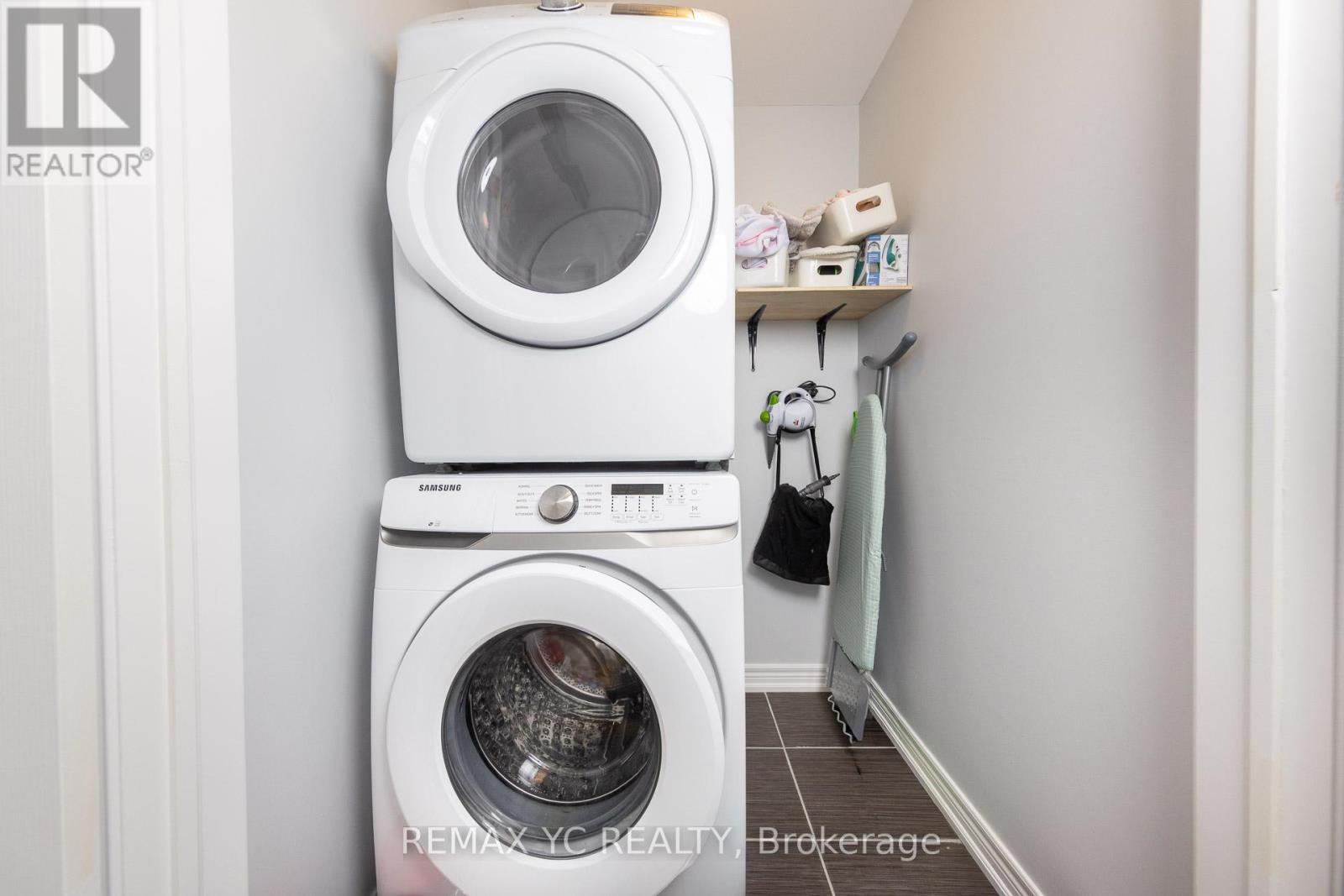#2 1 LEGGOTT AVENUE - 27