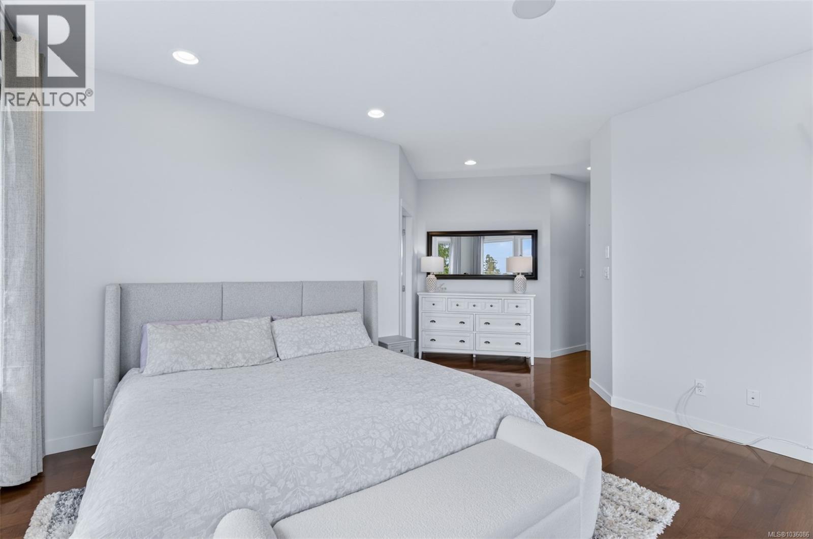 5676 Muggies Way - 22