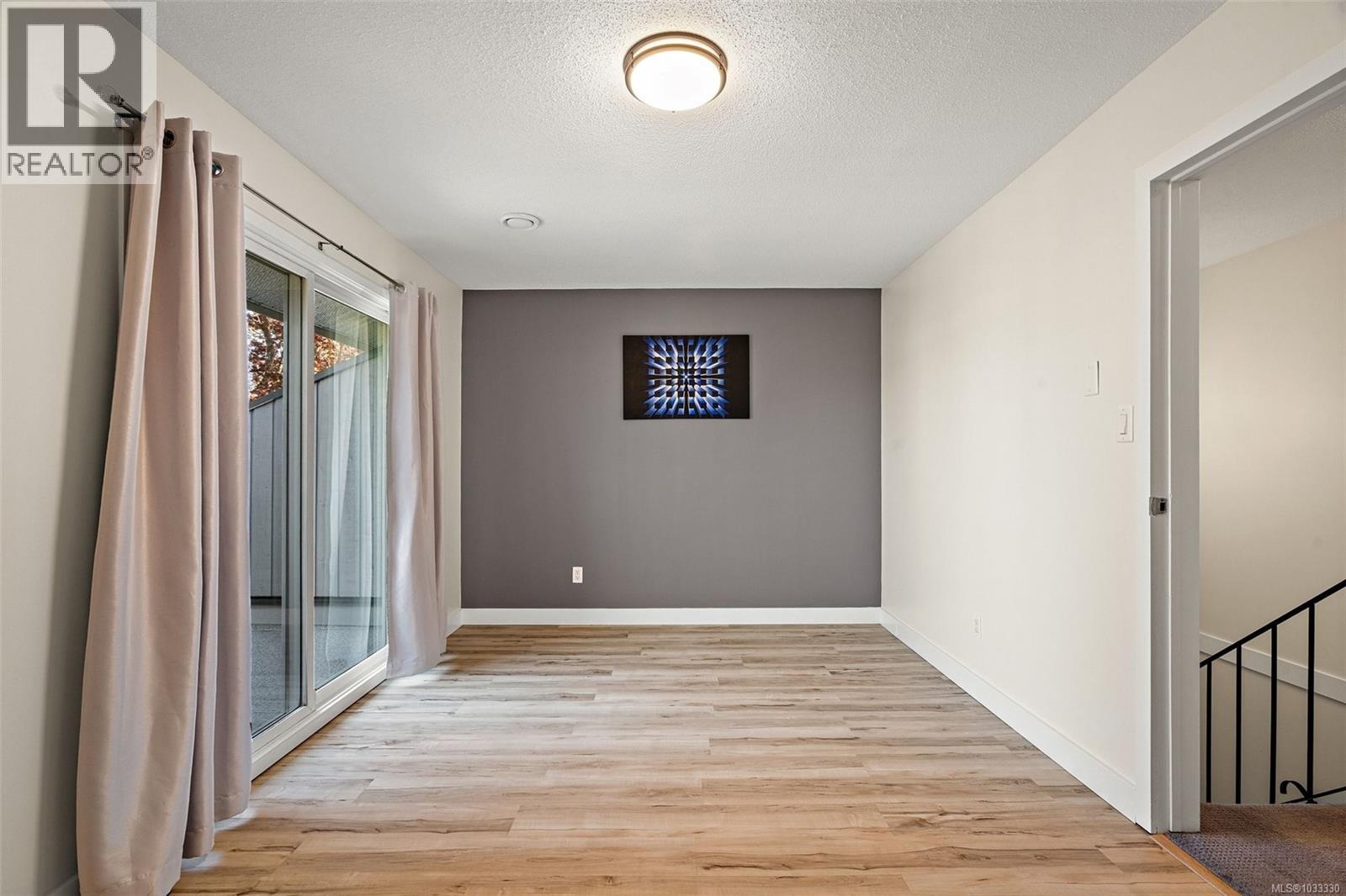 #5 3235 Alder St - 16