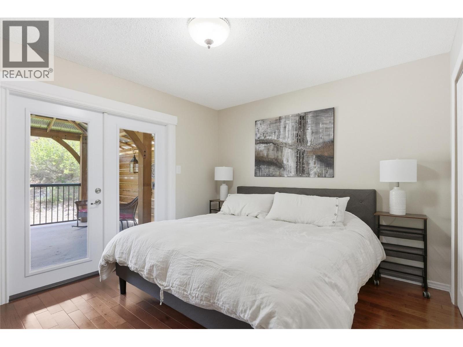 1153 MACLEAN Drive - 13