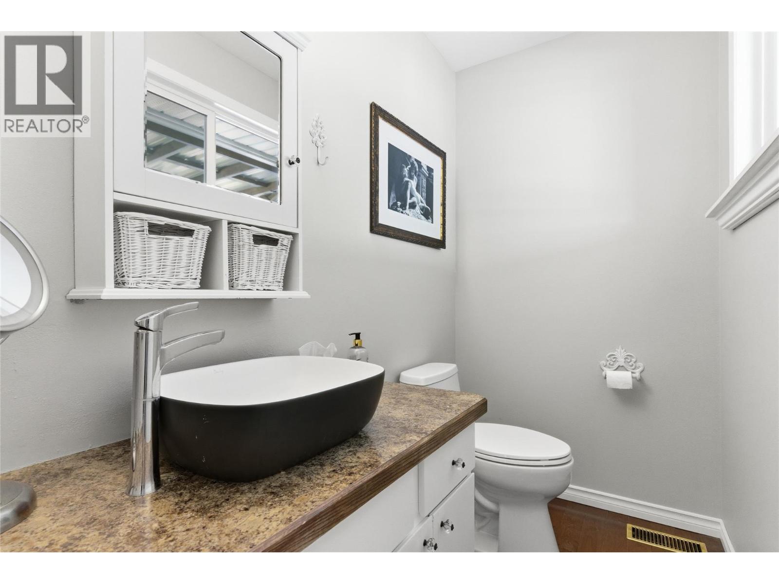 1153 MACLEAN Drive - 14