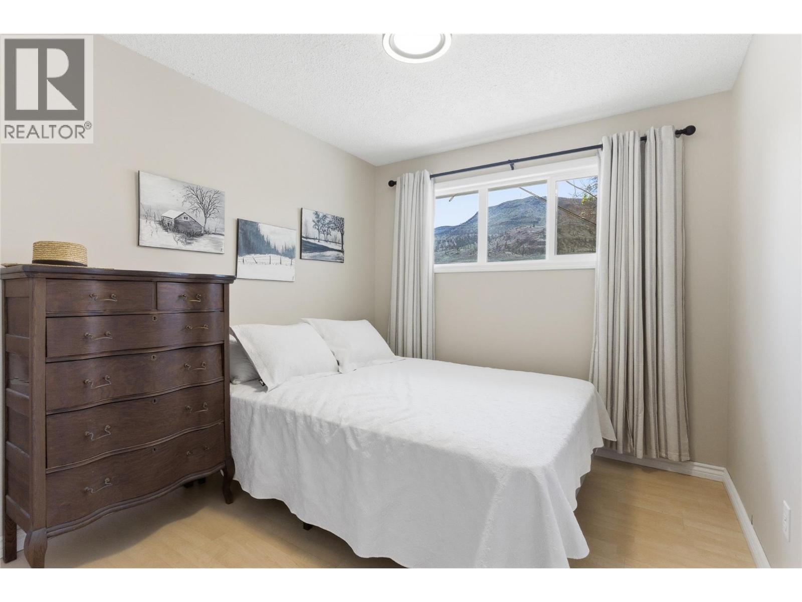 1153 MACLEAN Drive - 15