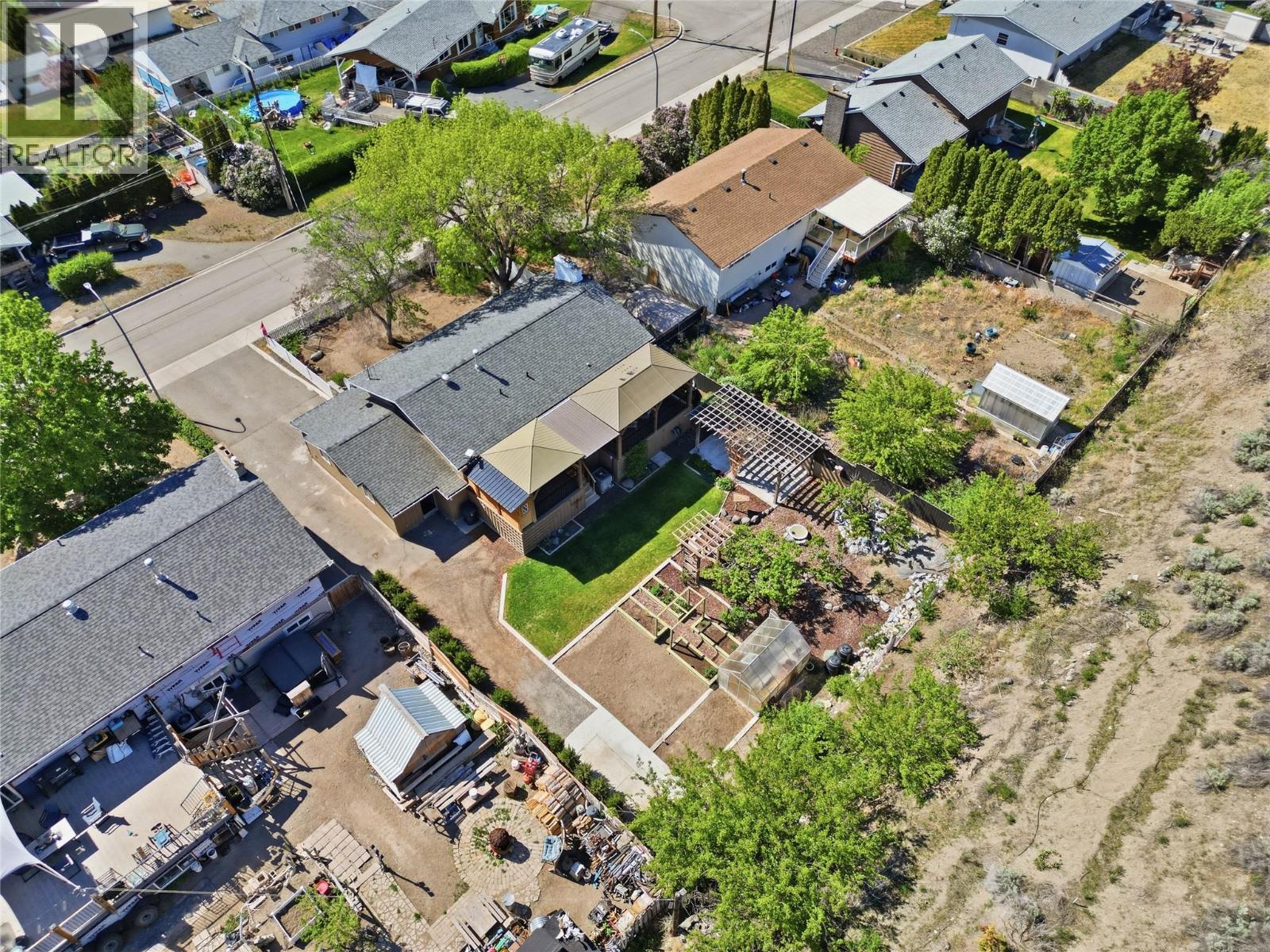 1153 MACLEAN Drive - 44