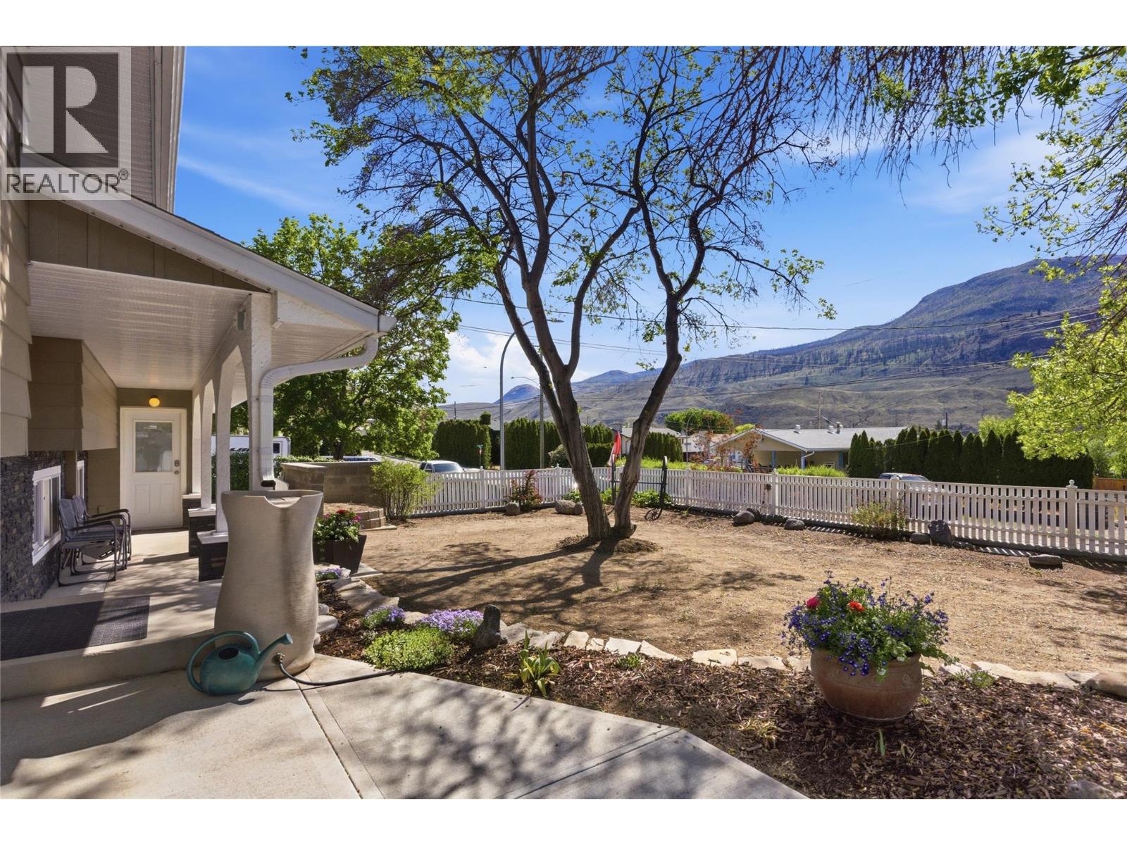 1153 MACLEAN Drive - 49