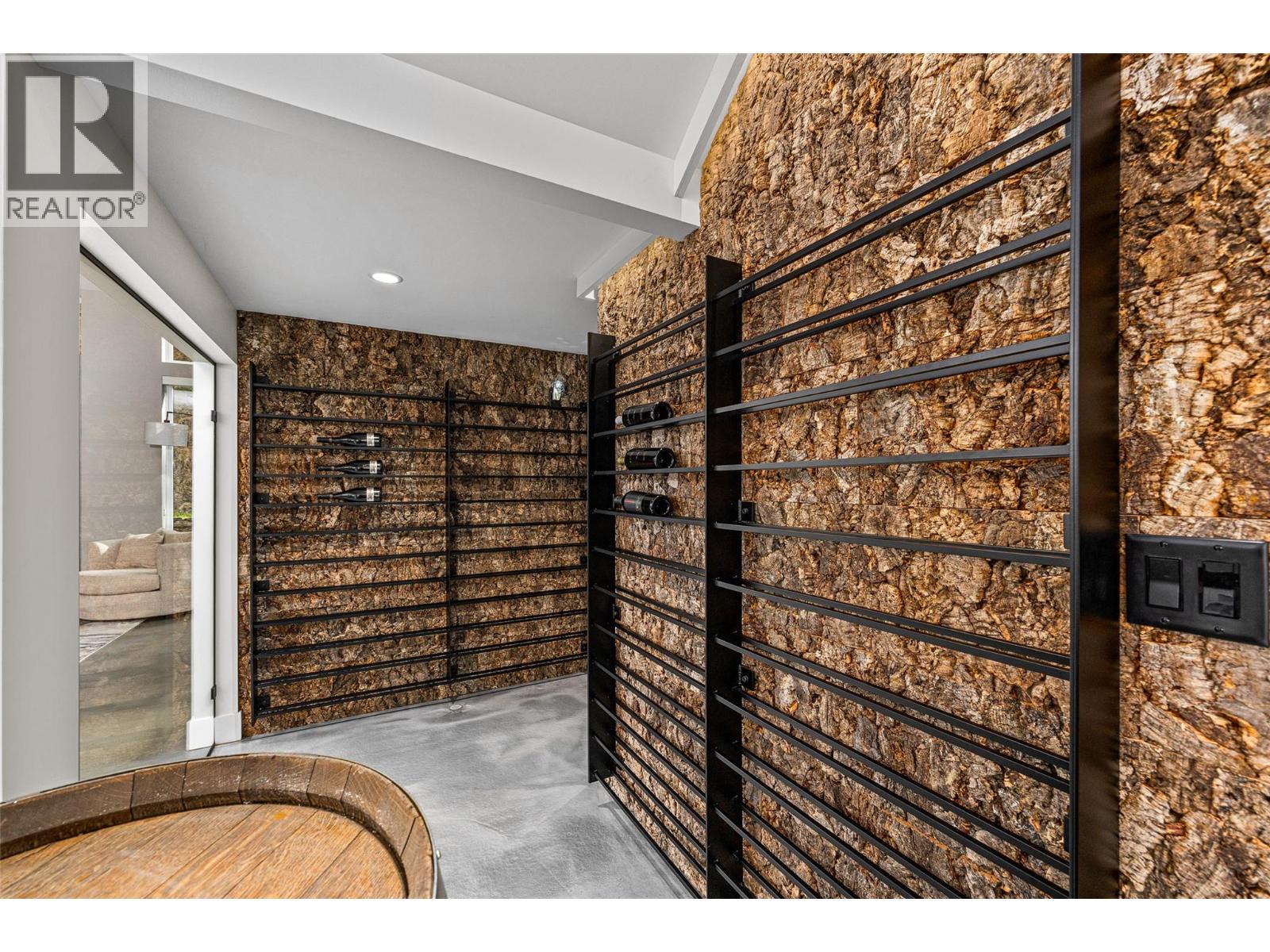 1085 Westpoint Drive, Kelowna