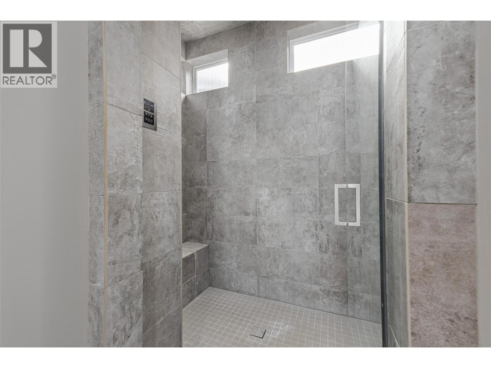 1085 Westpoint Drive - 27