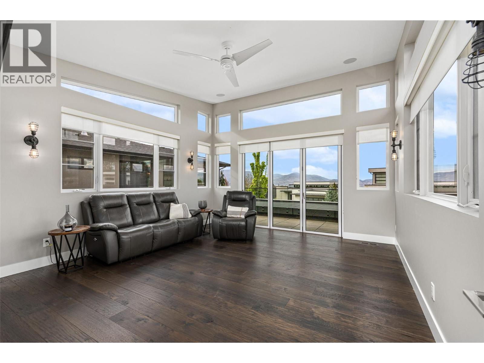 1085 Westpoint Drive, Kelowna