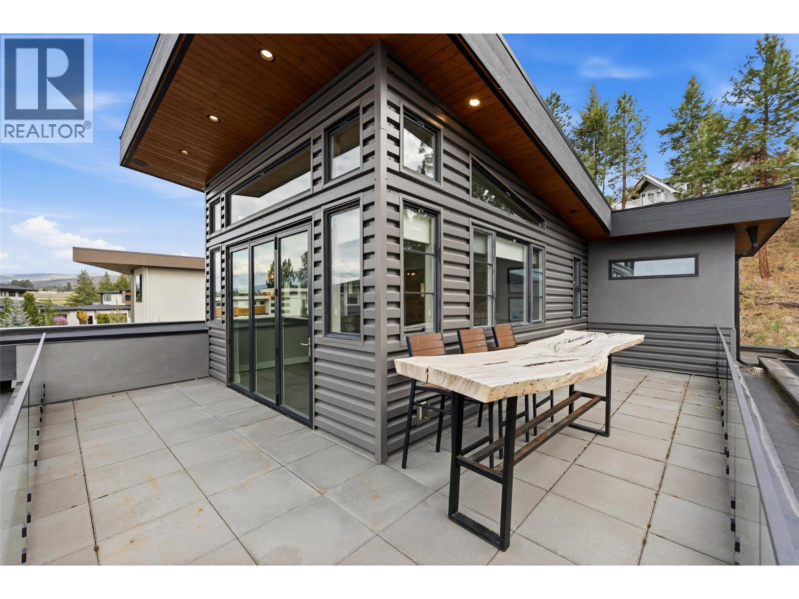 1085 Westpoint Drive, Kelowna