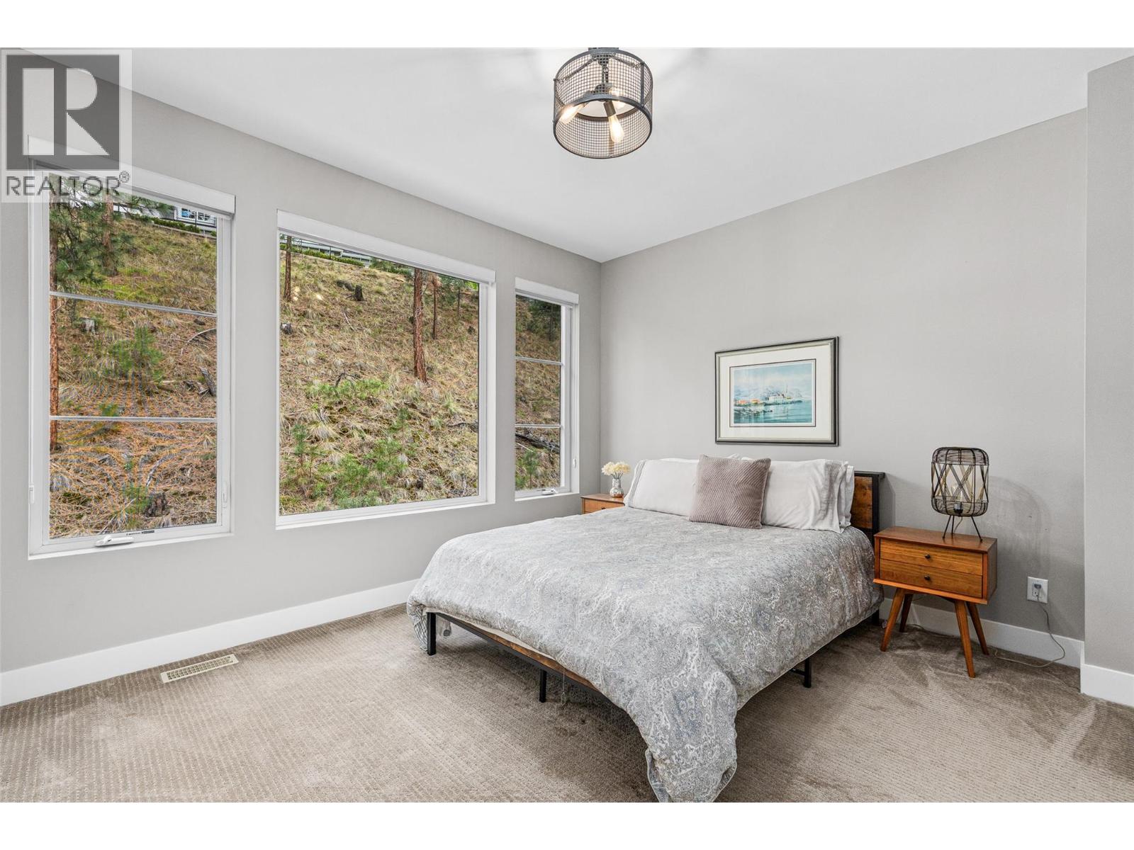 1085 Westpoint Drive - 44