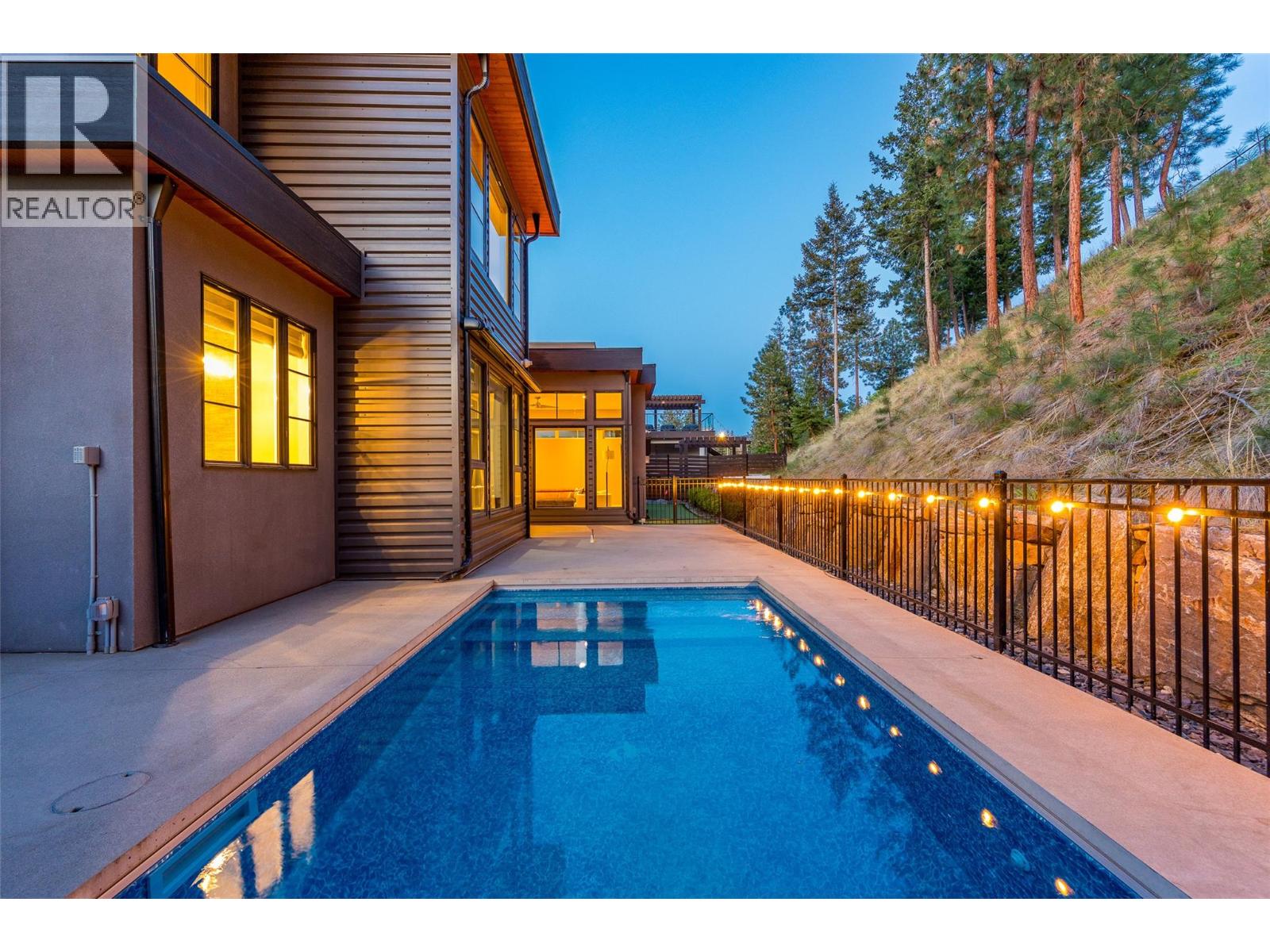 1085 Westpoint Drive, Kelowna