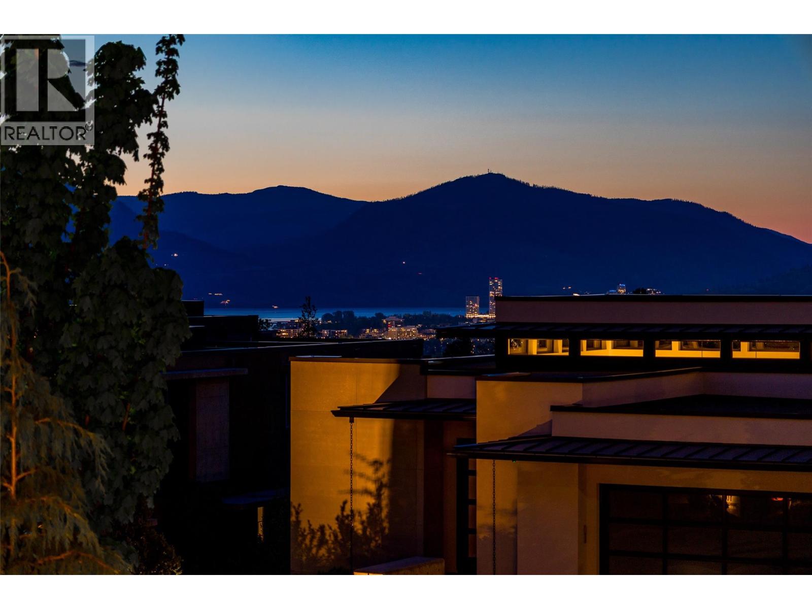 1085 Westpoint Drive, Kelowna