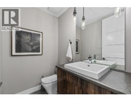 1085 Westpoint Drive, Kelowna, BC V1W4Z9 Photo 29