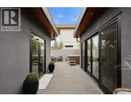 1085 Westpoint Drive, Kelowna, BC V1W4Z9 Photo 48