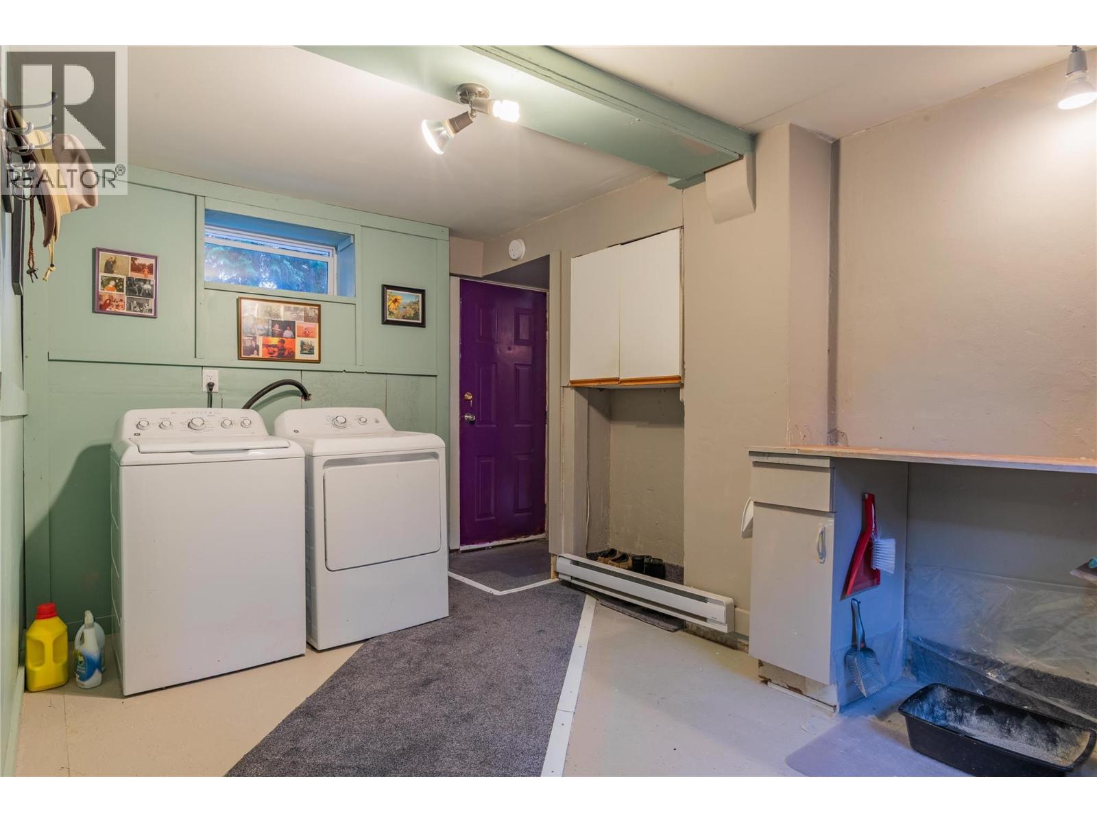 1662 Columbia Avenue - 17