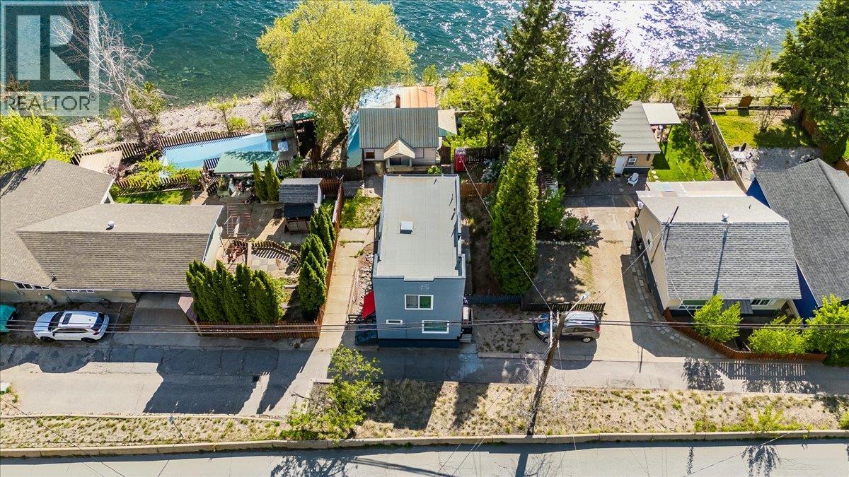 1662 Columbia Avenue - 38