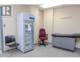 170 East St # 103, Sault Ste  Marie, ON P6A3C6 Photo 17