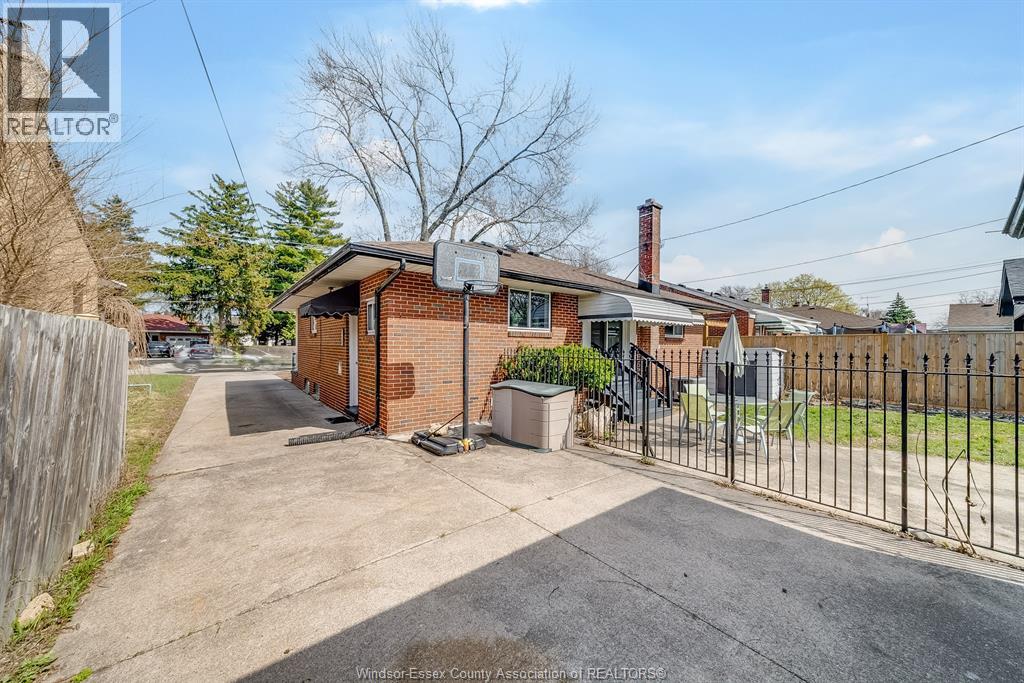 465 RIVERDALE AVENUE, Windsor, Ontario, N8S4B7 — Photo 39