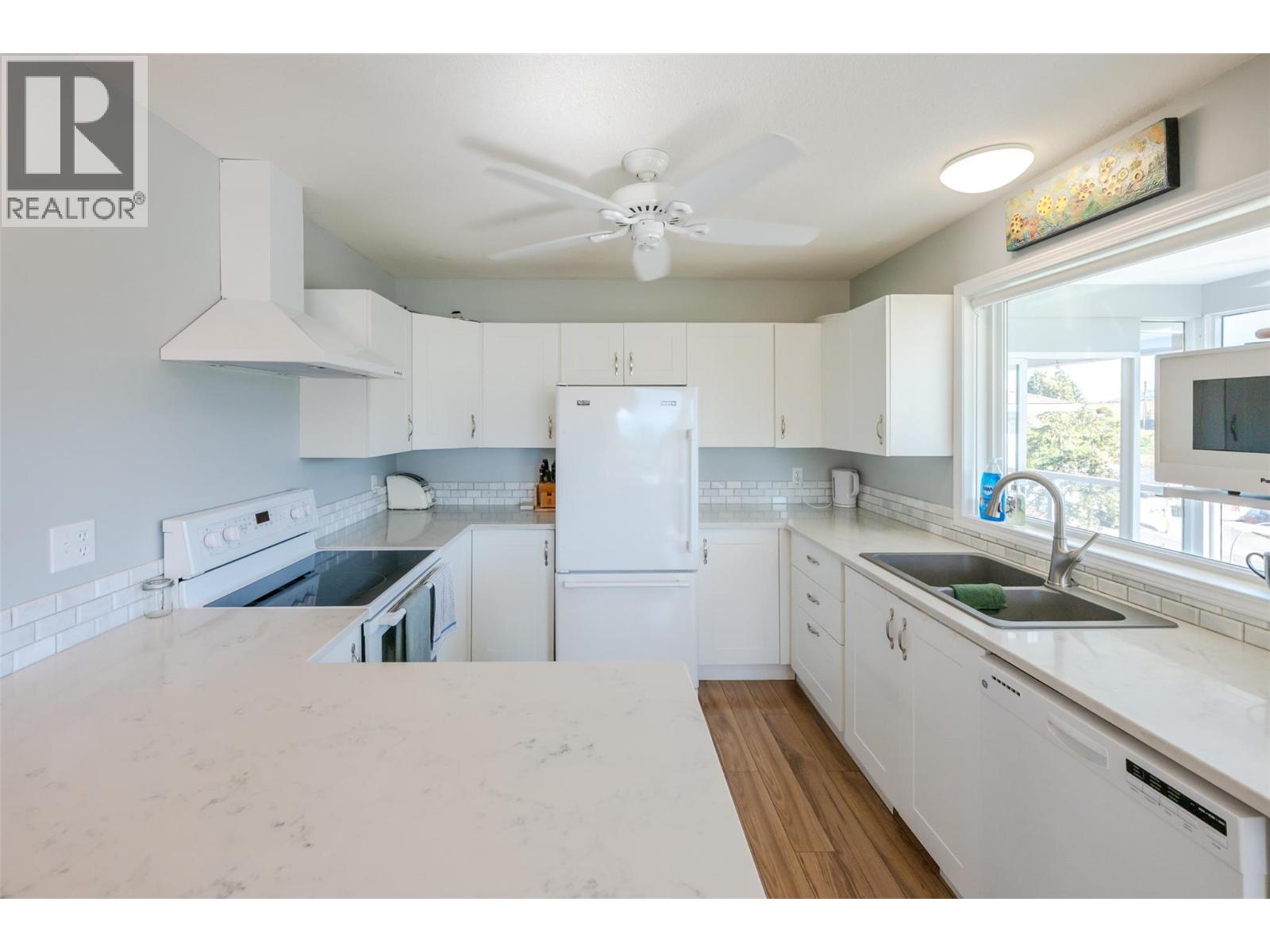 7110 Hespeler Road Unit# 9, Summerland