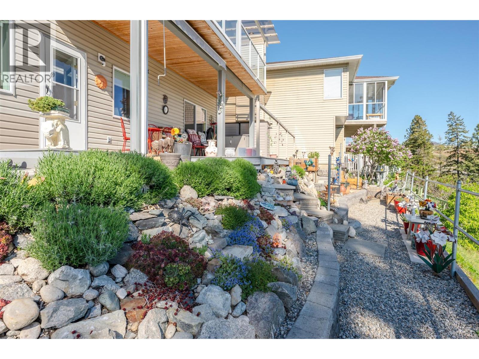 7110 Hespeler Road Unit# 9, Summerland