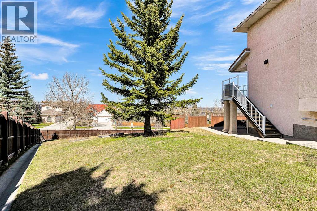 215 Edgevalley Mews - 49