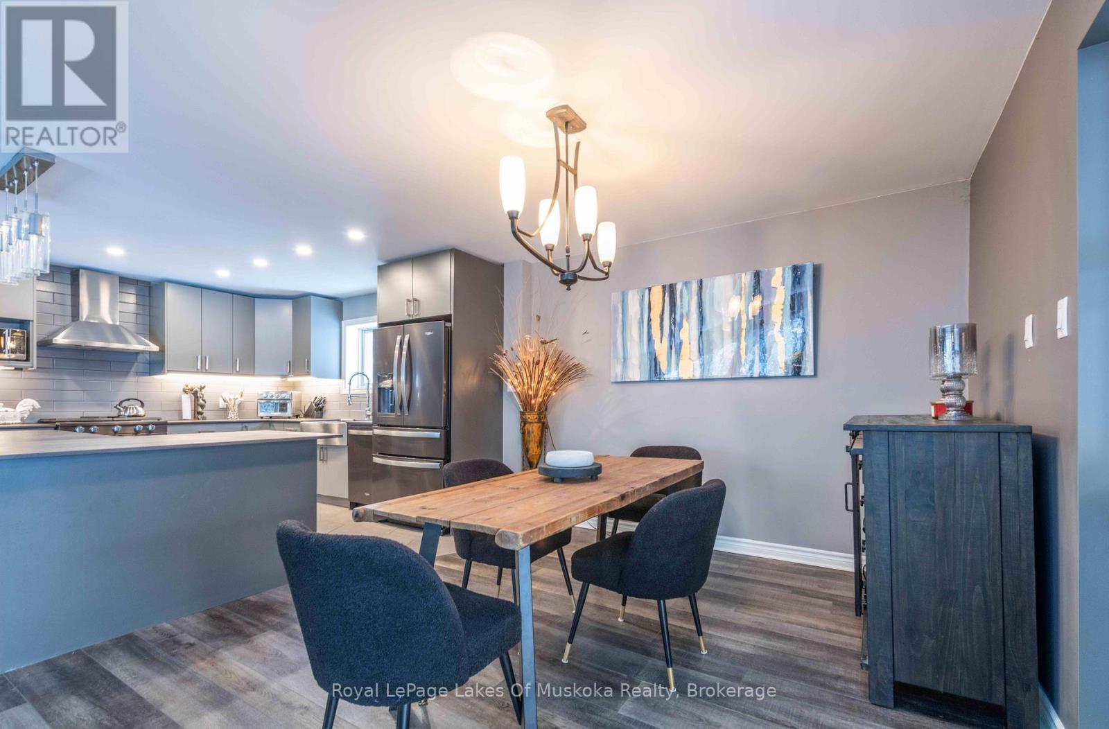 256 WOODLAND DRIVE - 12