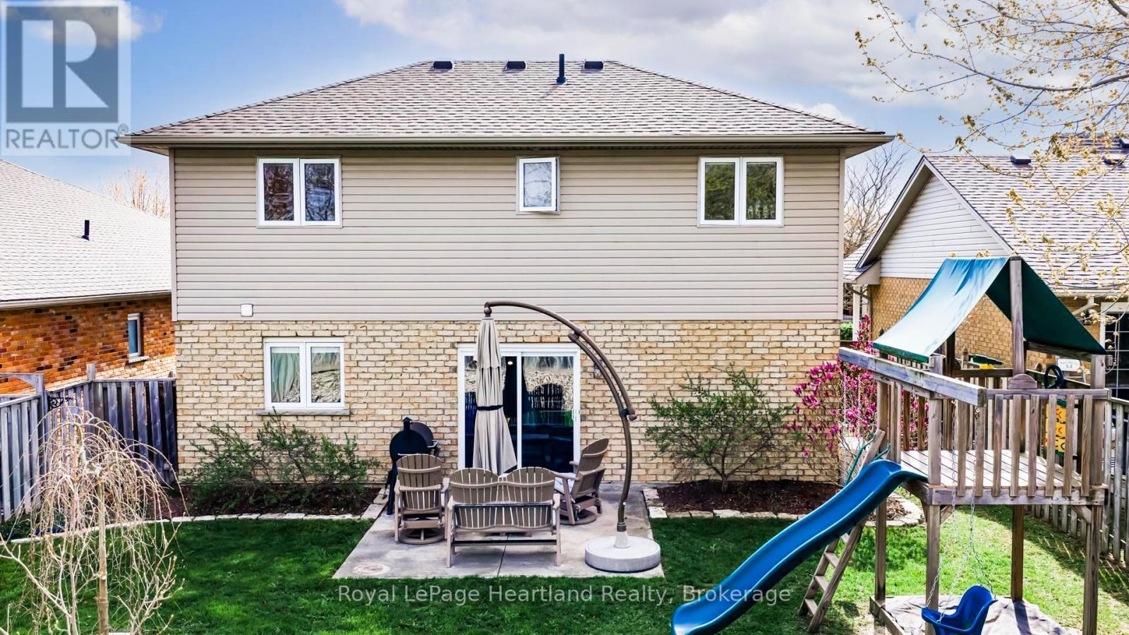 3-59 EAGLE DRIVE - 44