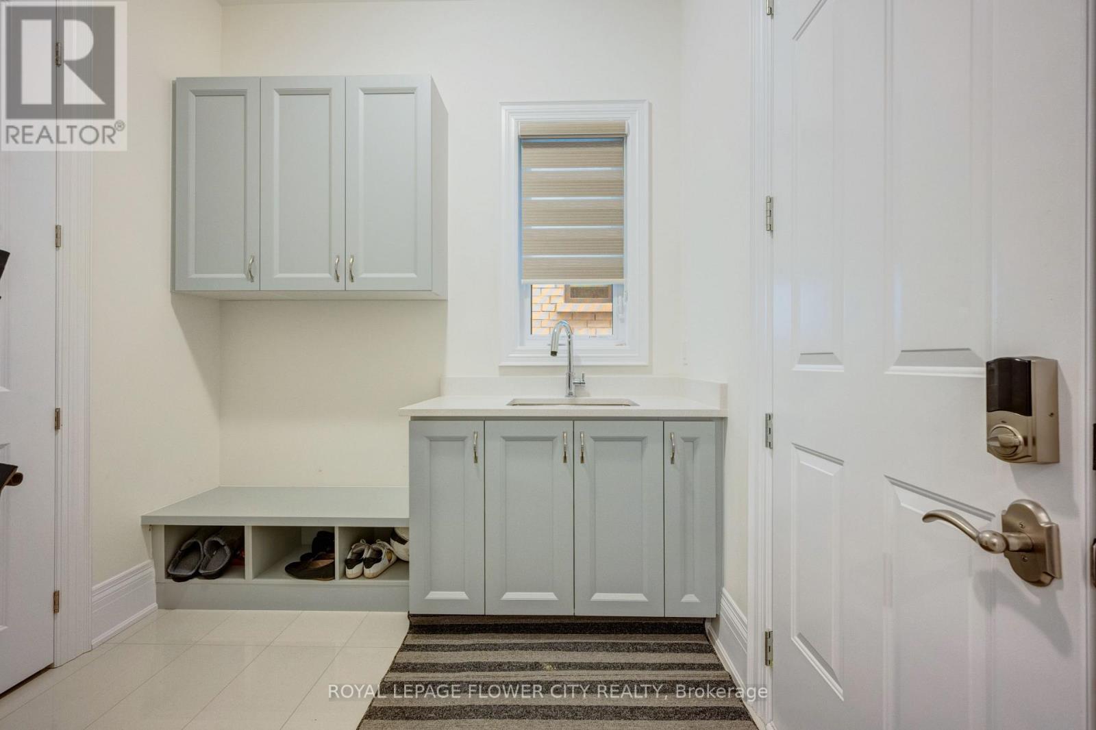 20 SERAVILLE STREET - 26
