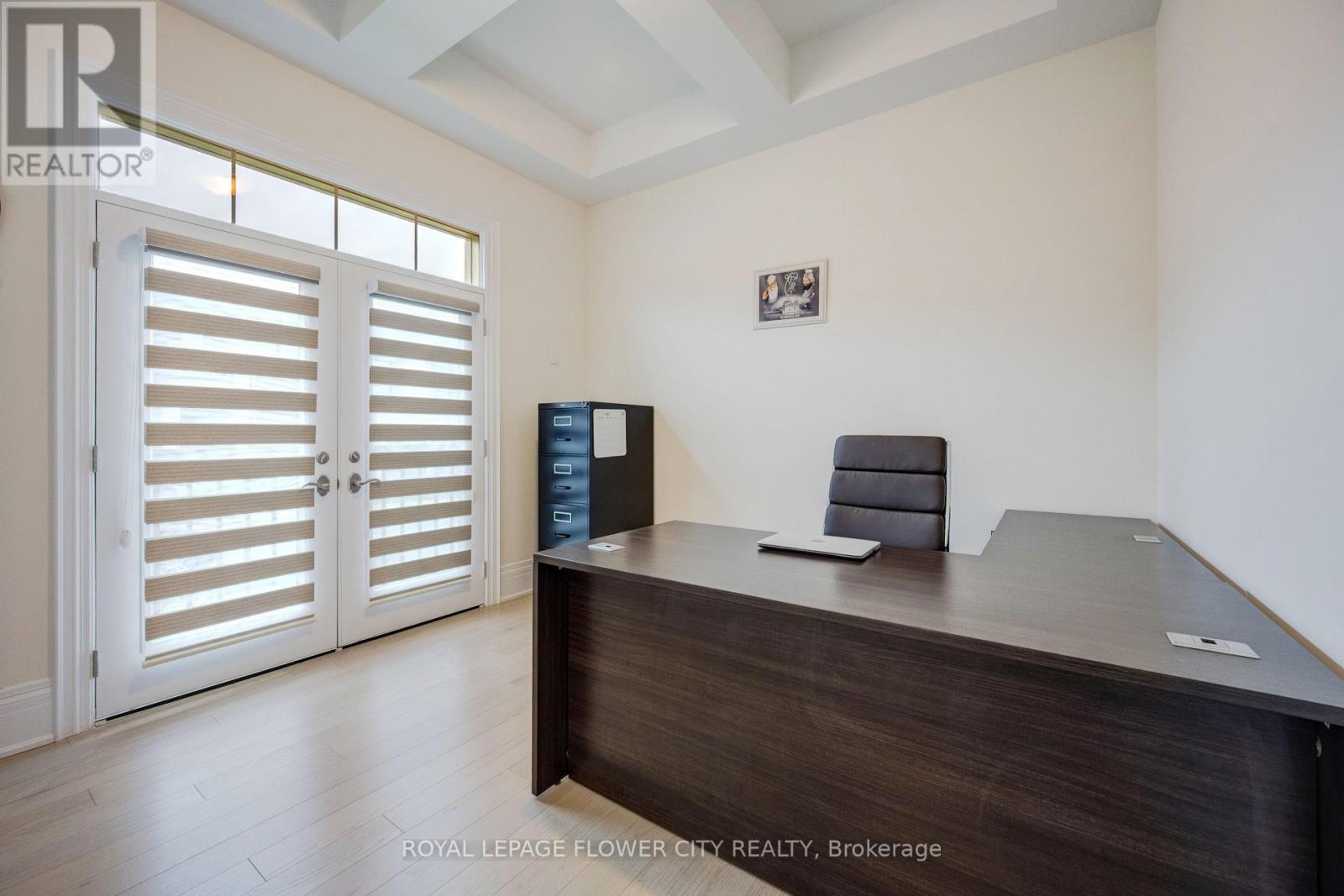 20 SERAVILLE STREET - 24