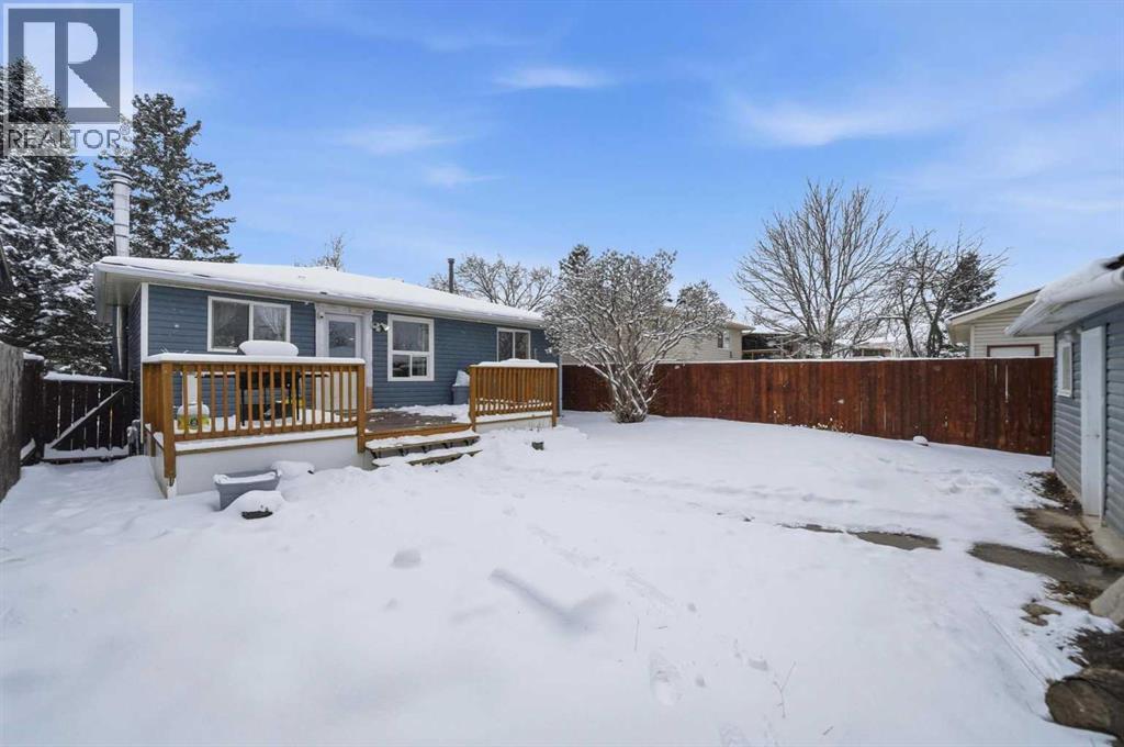 72 Falchurch Road NE - 24