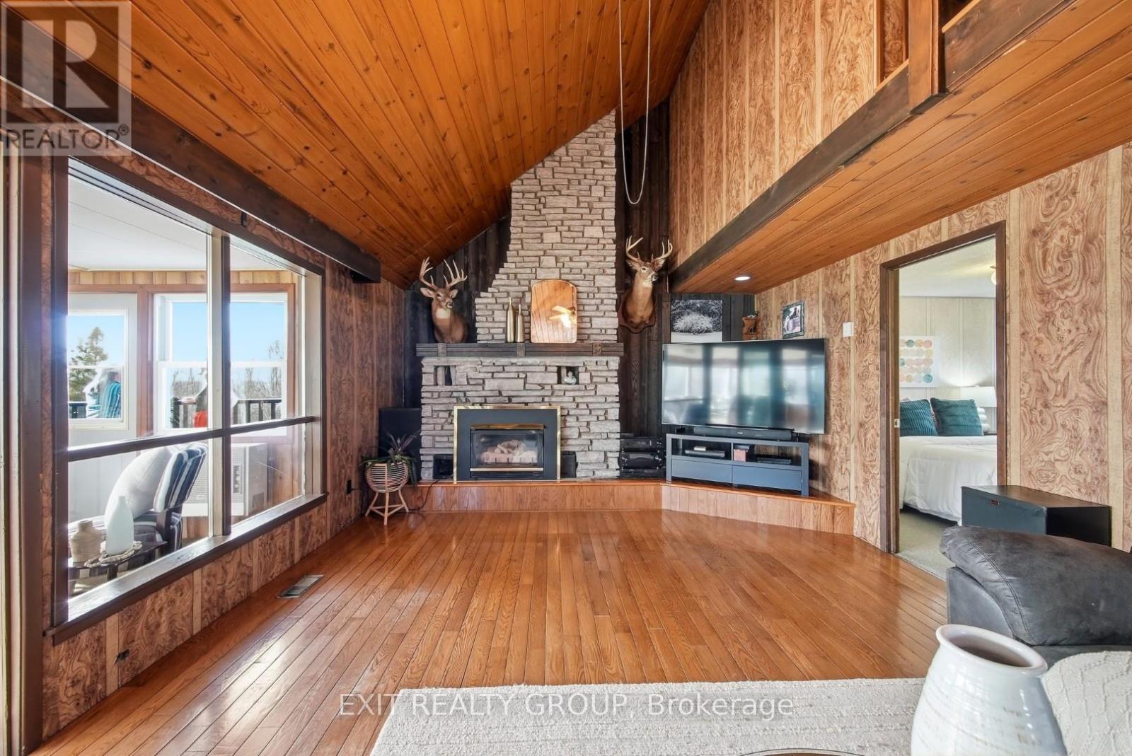 291 TUFTSVILLE ROAD - 10