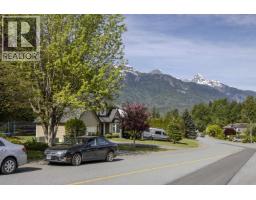 1018 Pia Road, Squamish, BC V0N1T0 Photo 37