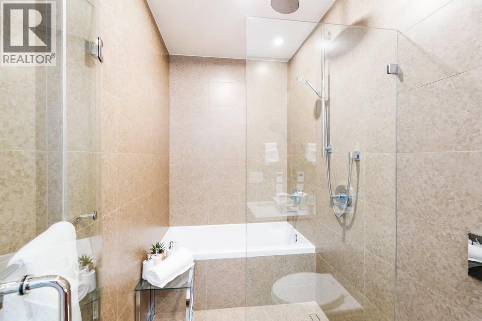 504 6687 NELSON AVENUE, West Vancouver