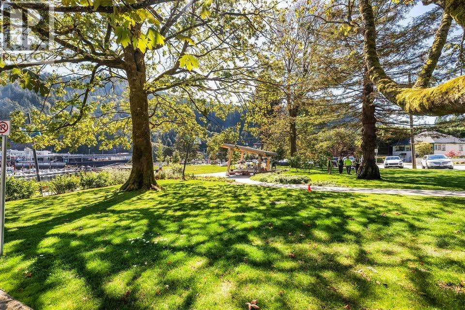 504 6687 NELSON AVENUE, West Vancouver