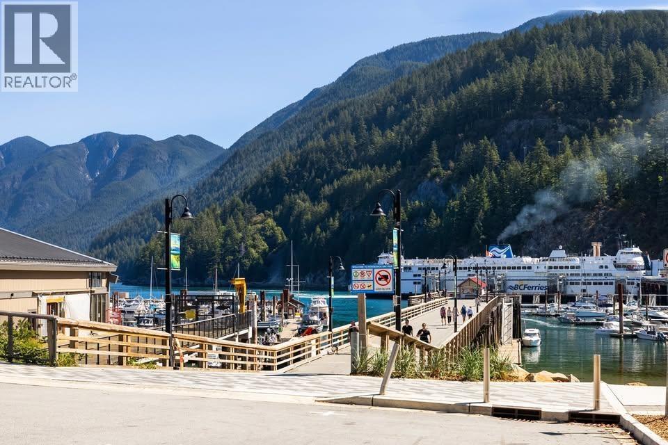 504 6687 NELSON AVENUE, West Vancouver