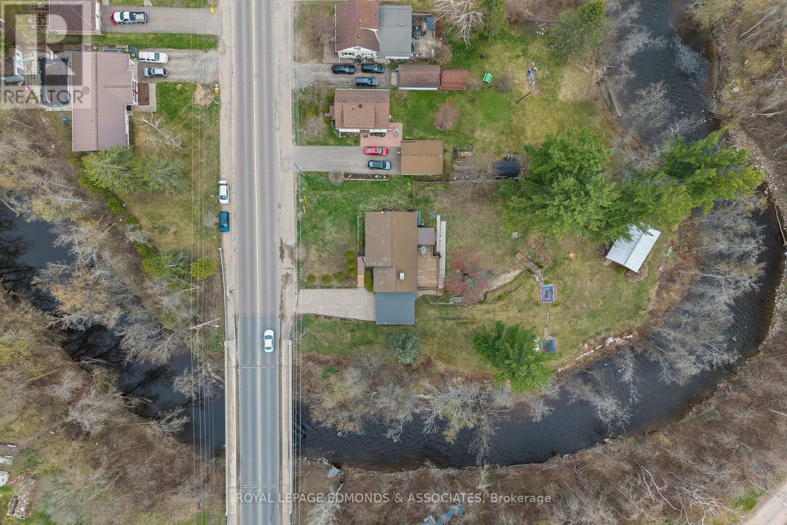 499 BOUNDARY ROAD E - Image 3