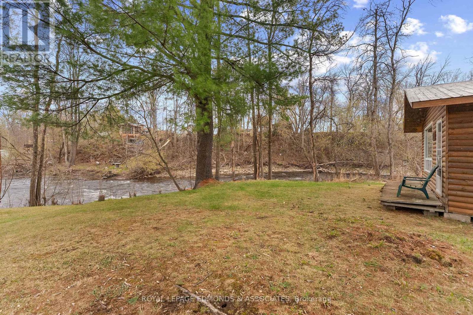 499 BOUNDARY ROAD E - 33